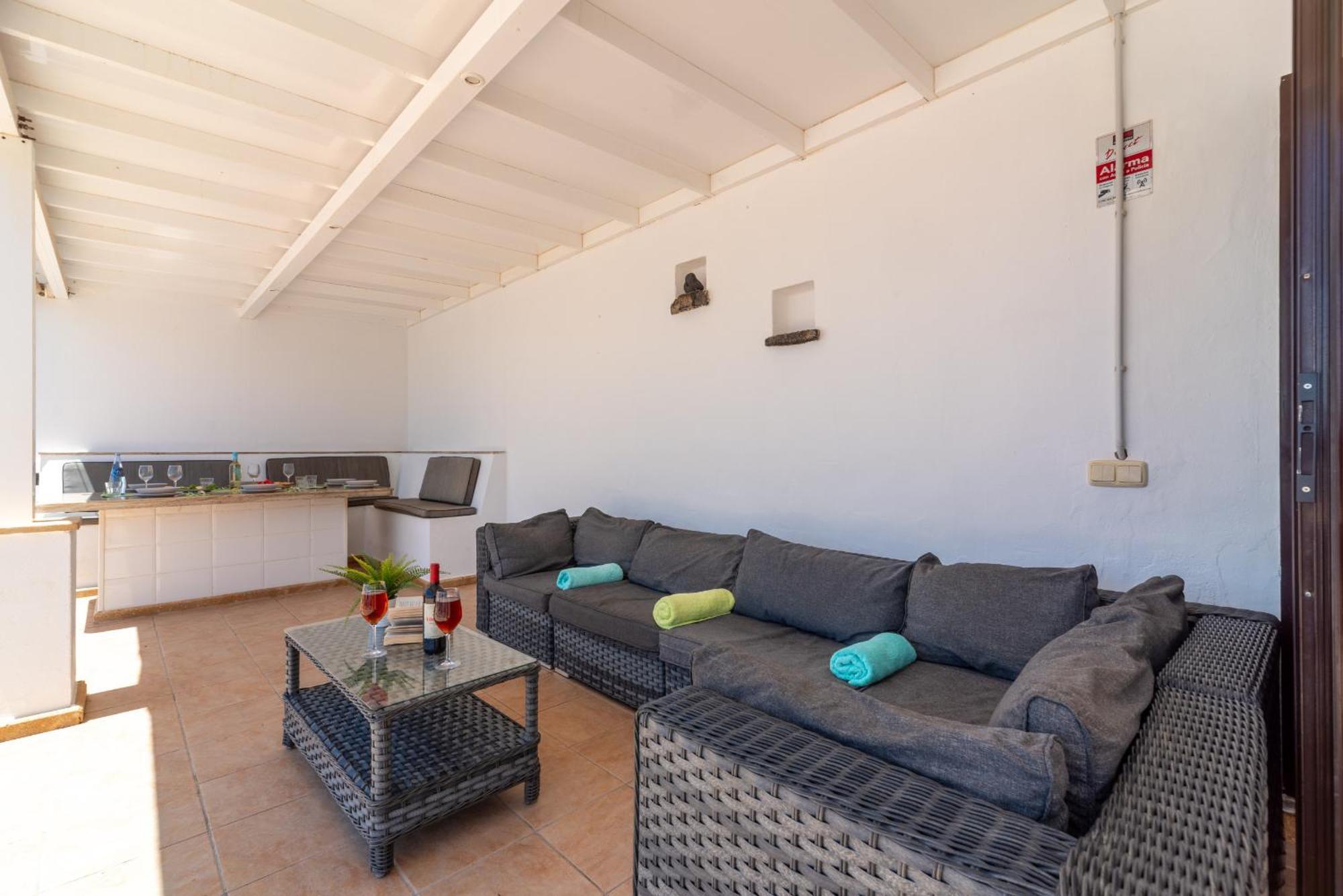 Villa Michelle - Lh114 By Villas Now Ltd Playa Blanca  Exterior foto