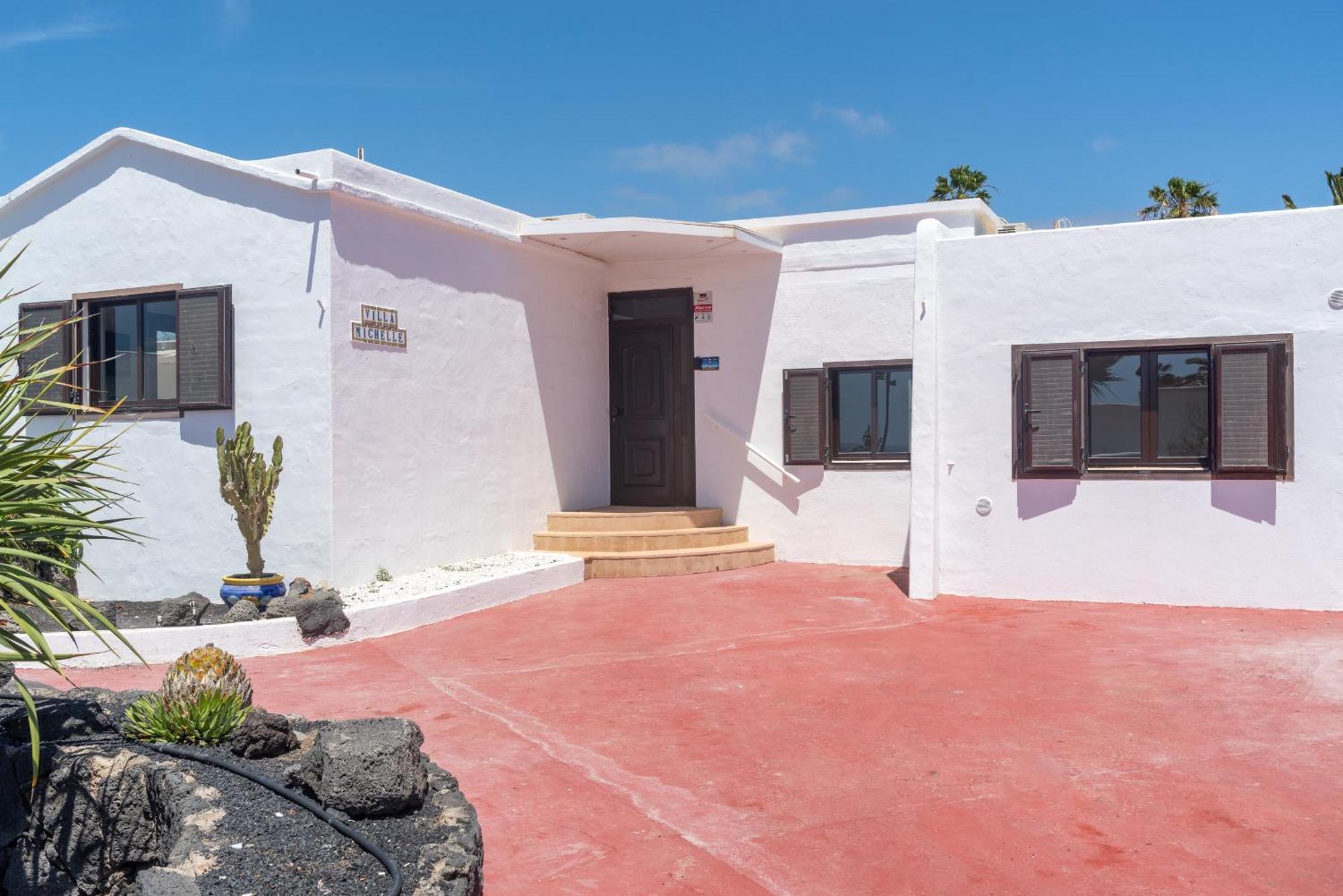 Villa Michelle - Lh114 By Villas Now Ltd Playa Blanca  Exterior foto